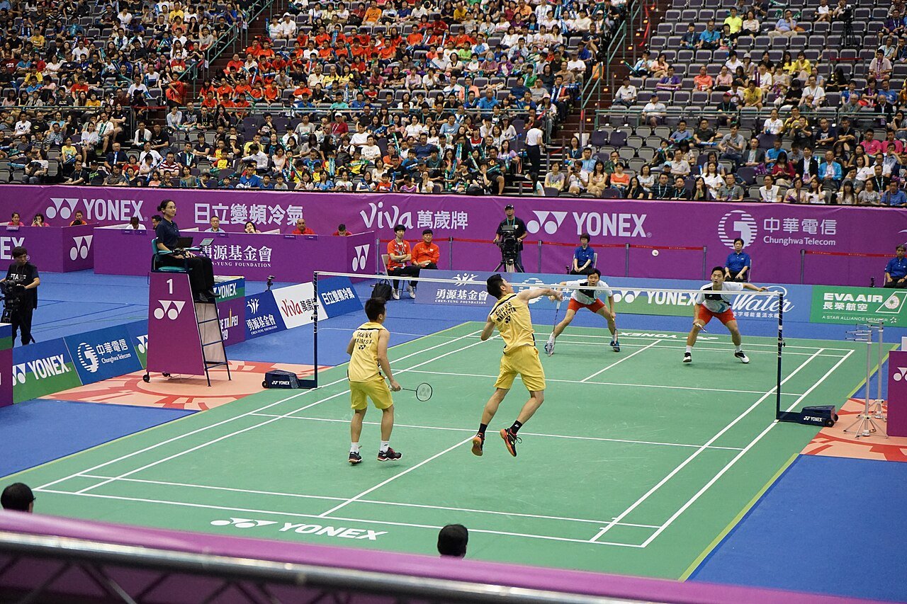 Goh V Shem, centre and jumping, with Tan Wee Kiong in the 2019 Chinese Taipei Open men’s doubles final