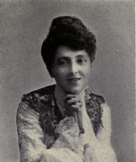 Halftone portrait of Lucy Maud Montgomery published in the 1916 book Canadian Poets
